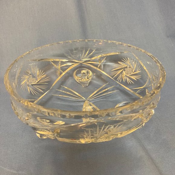 Vintage Glass Bowl Footed Handcut Pinwheel - Picture 1 of 7